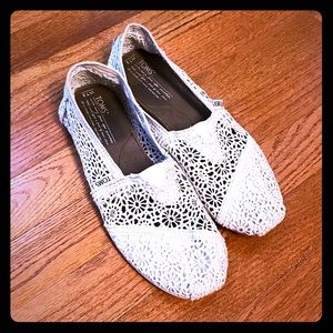 Toms white with silver shoes